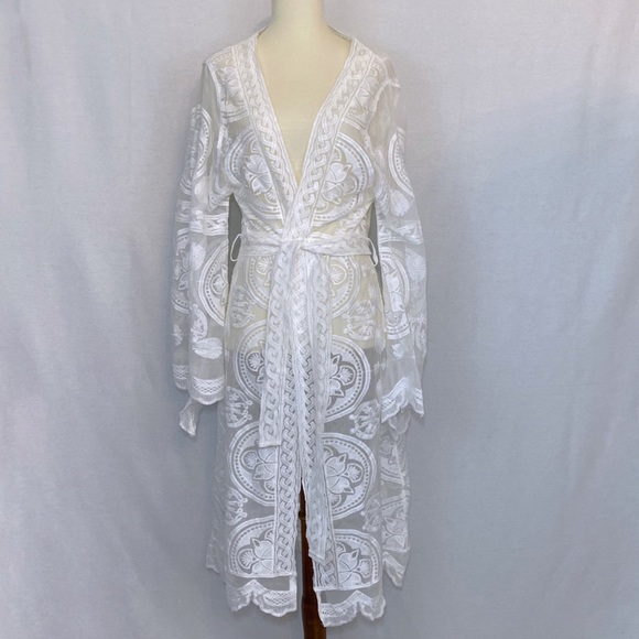 Boho Scalloped Lace Kimono Robe Bikini Coverup - Picture 10 of 16